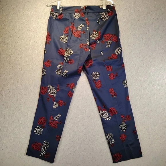 Le Chateau Women's Pants Blue with Red &  White Roses Size Zipper in Size 6 - Picture 9 of 12